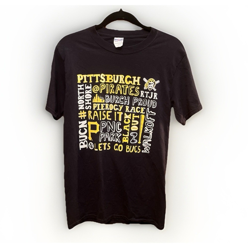 PITTSBURGH PIRATES TEAM T-Shirt Size‎ Small PNC PARK LETS GO BUCS